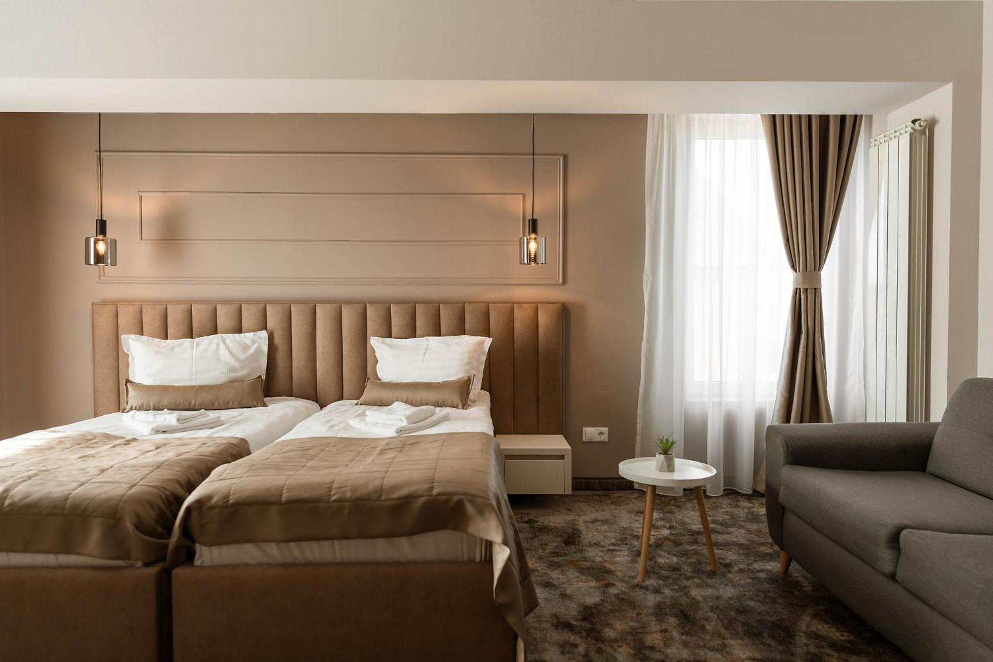 Allegria Hotel Spa Baile 1 Mai Bagian luar foto